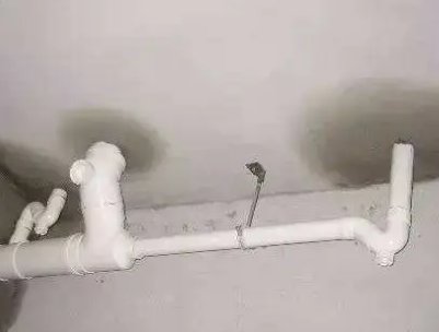 新邵卫生间测漏水的几种情景